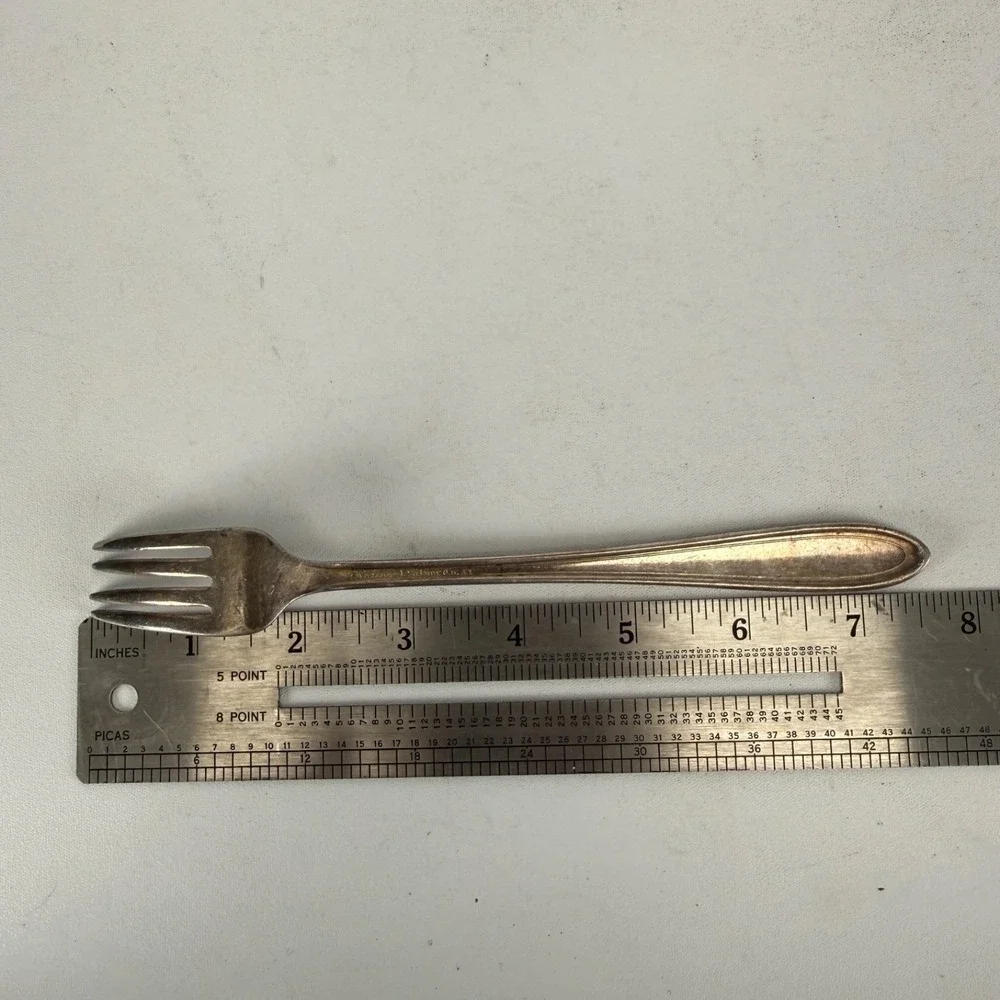 1937 National Silver Co. A1 Rose and Leaf Pattern Silverplate Fork